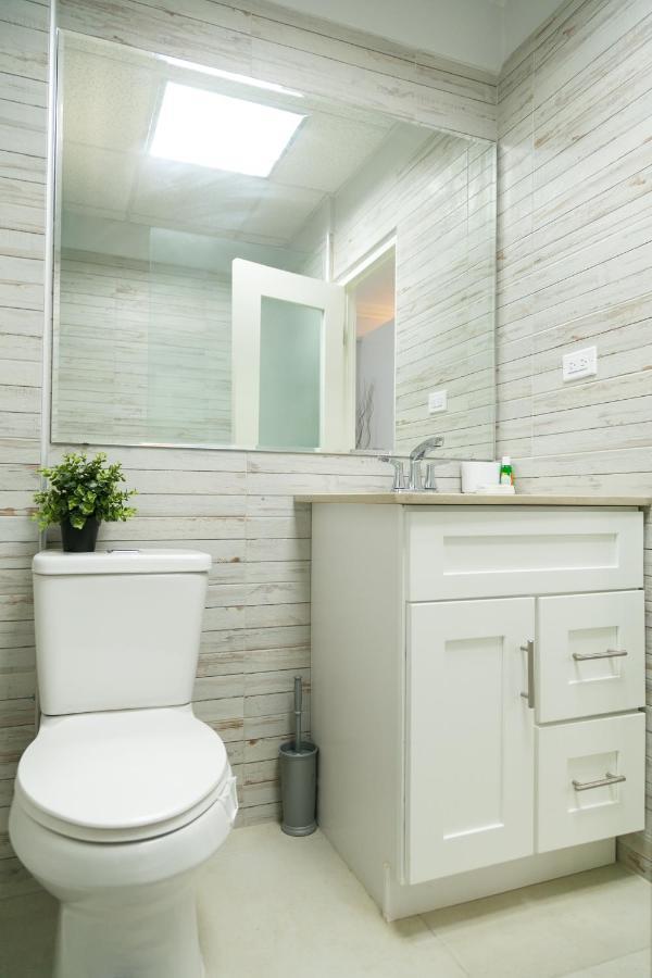 Choose To Be Happy At Seymour # 9 And #16 - Studio Apartments Kingston Zewnętrze zdjęcie